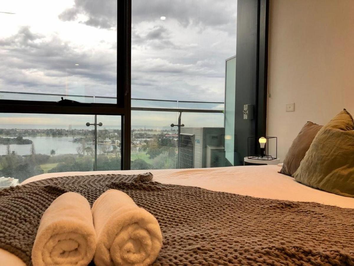 Readyset Apartments At Emerald Ville de Ville de Melbourne Extérieur photo