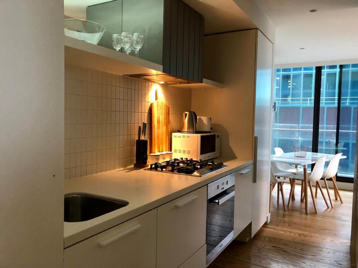 Readyset Apartments At Emerald Ville de Ville de Melbourne Extérieur photo