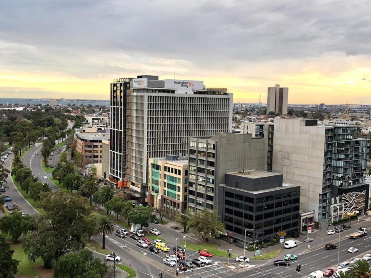 Readyset Apartments At Emerald Ville de Ville de Melbourne Extérieur photo