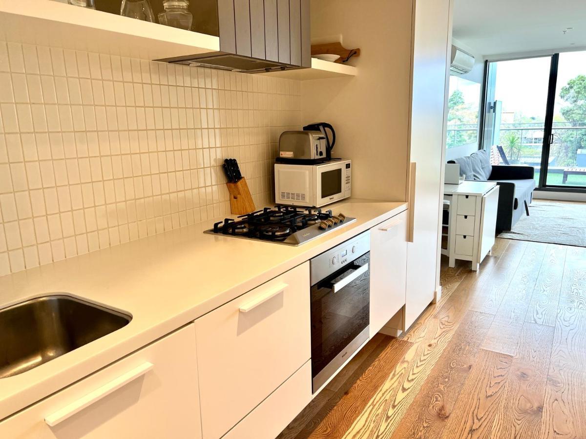 Readyset Apartments At Emerald Ville de Ville de Melbourne Extérieur photo